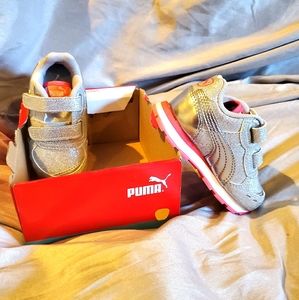 Babygirl Puma sneakers